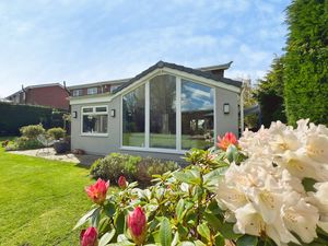 Photo 32- click for photo gallery